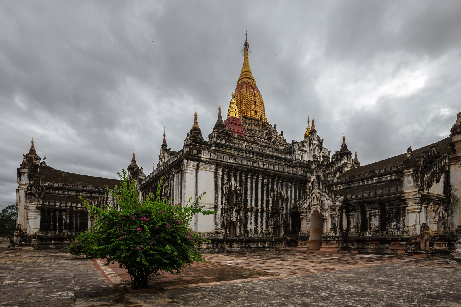 Ananda Pagoda
